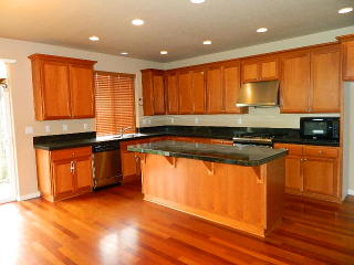 16600 Redding Ln, Portland OR  97229-1849 exterior