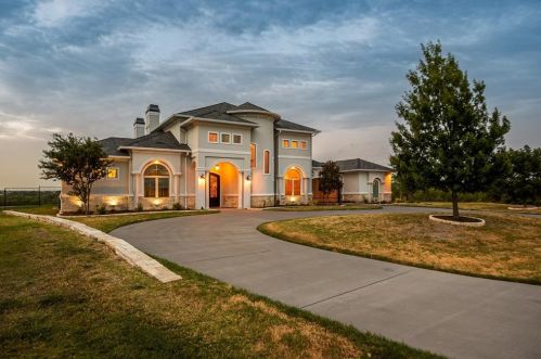 3140 Sanctuary Dr, Cedar Hill, TX 75104-4500