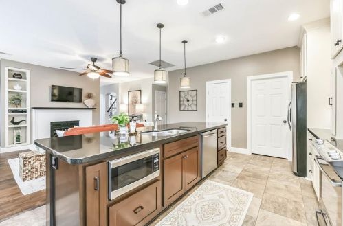 7035 Clustering Oak Ct, Richmond TX 77407-0822 exterior