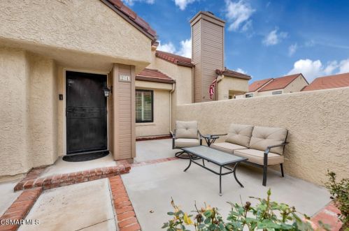 5223 Huntley St, Simi Valley, CA 93063-3770