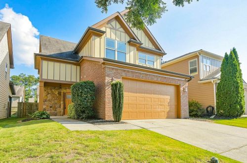 2713 Morgan Farm Dr, Buford, GA 30519-3048