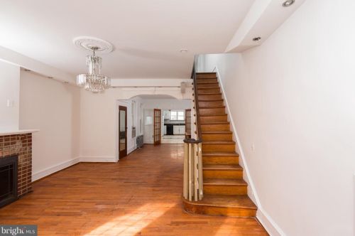 1706 16th St, Philadelphia, PA 19121-3251