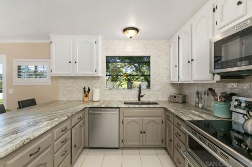 16075 Kay Dee Ln, Ramona, CA 92065-7336