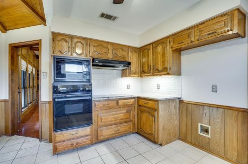 3122 Regency, Carrollton TX 75007-2720 exterior