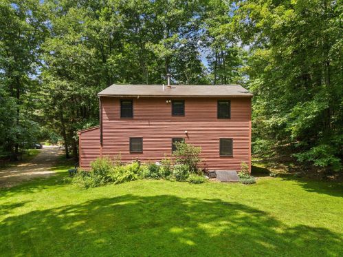 40 Haynes Rd, Deerfield, NH 03037-1412