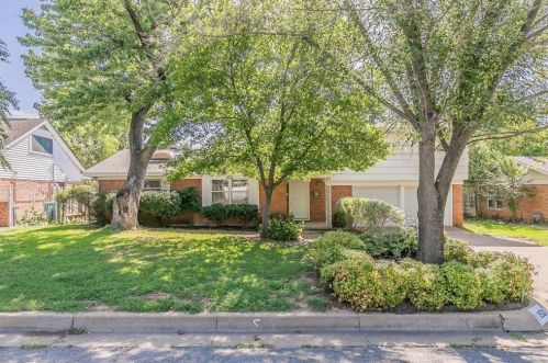 1521 Shilling Dr, Fort Worth, TX 76103-1715