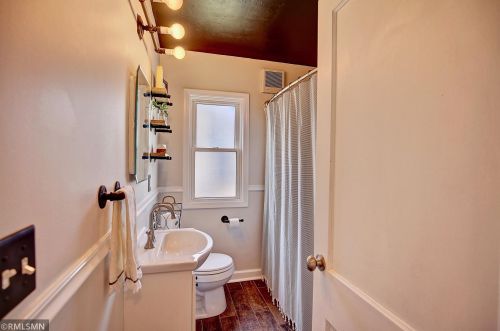 762 Hoyt Ave, Saint Paul MN  55106-1009 exterior