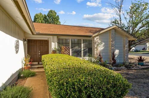 1412 Piney Creek Ln, Cedar Park, TX 78613-5551