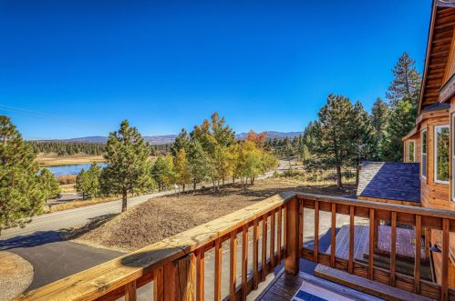 15441 Glenshire Dr, Truckee CA  96161-1306 exterior