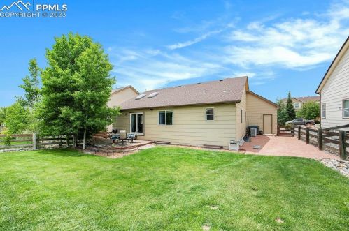 15611 Dawson Crk Dr, Woodmoor CO 80132-6035 exterior