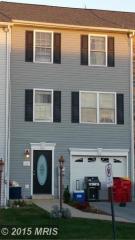 21 Fuzzy Tail Dr, Ranson, WV 25438-4877
