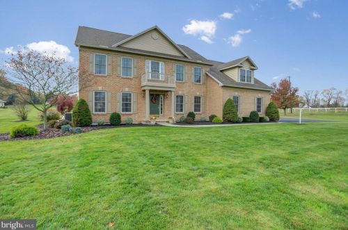 201 Middlesex Rd, Carlisle, PA 17013-8490