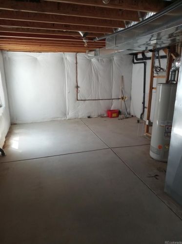 16486 Phillips Pl, Englewood CO 80112-4617 exterior