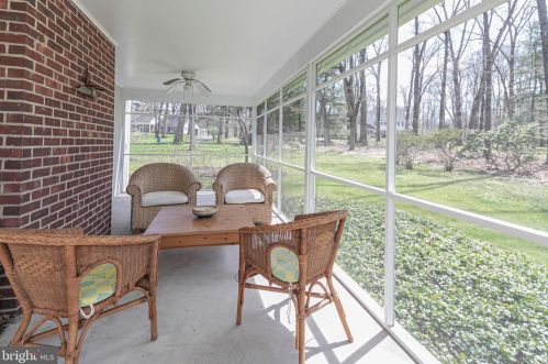 23 Honeybrook Dr, Princeton NJ  08540-7408 exterior