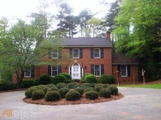 99 Lakeshore Dr, Lagrange, GA 30240-1038
