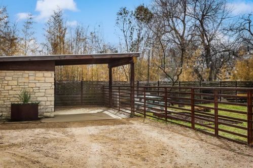 501 46 St, Austin TX  78751-3210 exterior