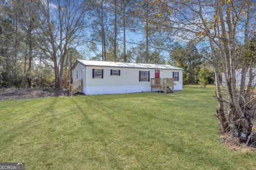 78 Huckaberry Ln, Bayview, GA 31316-7442