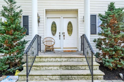 33 Lakeside Ave, Jackson Twp, NJ 08527-2747
