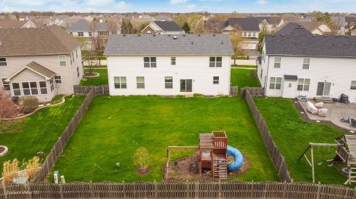618 Mansfield Way, Oswego, IL 60543-4300
