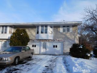 5307 Malibu Dr, Minneapolis MN  55436-1031 exterior