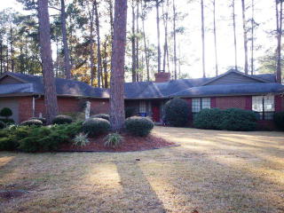2235 Oakgrove Cir, Valdosta, GA 31602-2245