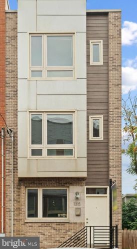 1315 20 St, Philadelphia PA 19146-4303 exterior