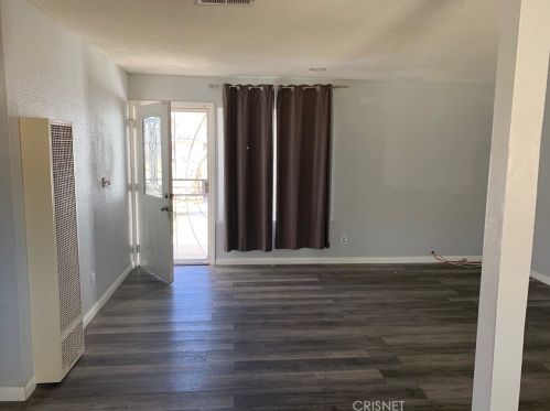 43016 Guyman Ave, Lancaster, CA 93536-4954