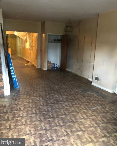 1814 22nd St, Philadelphia PA 19140-4703 exterior