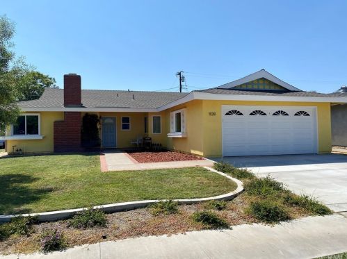 939 Marjan St, Anaheim CA  92806-4823 exterior
