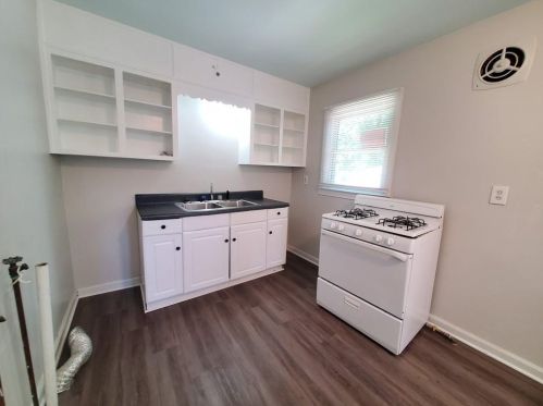 3748 Clairmont Rd, Atlanta GA  30341-4910 exterior