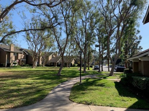 8 Denver, Irvine CA  92604-1948 exterior