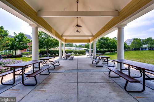 8142 Westside Blvd, Fulton MD  20759-2587 exterior