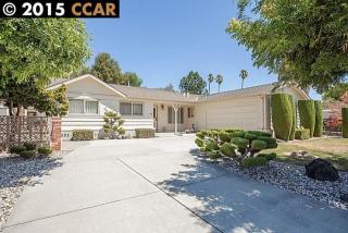 1089 Rockefeller Dr, Sunnyvale, CA 94087-2010