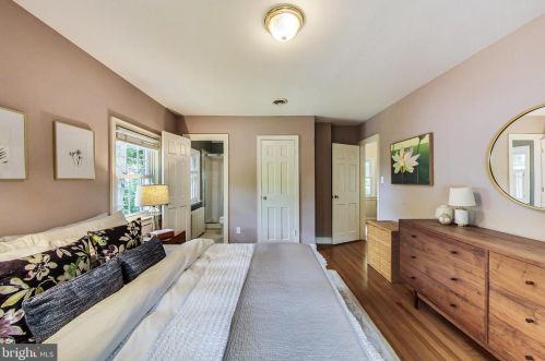 610 Ellsworth Dr, Silver Spring MD 20910-4301 exterior