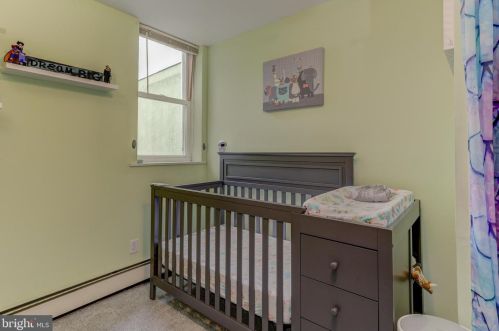 1020 Mckean St, Philadelphia PA  19148-2329 exterior