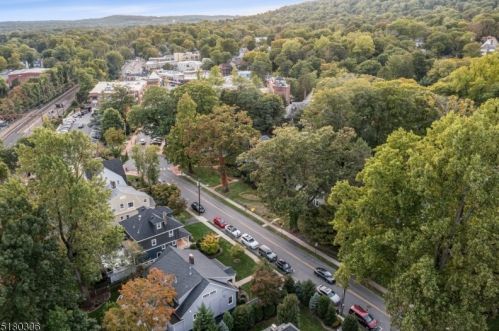 134 Maplewood Ave, Maplewood NJ  07040-1233 exterior