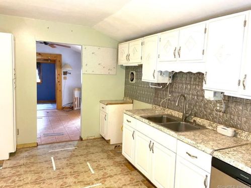 30 Ridgewood Trl, Coventry CT  06238-1843 exterior