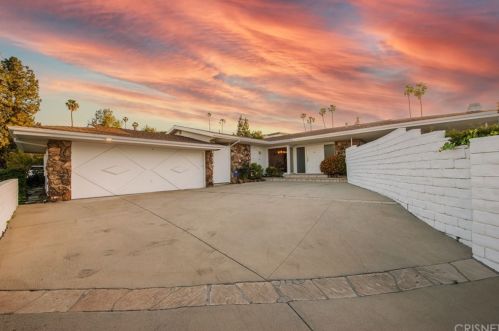16456 Westfall Pl, Van Nuys, CA 91436-3741