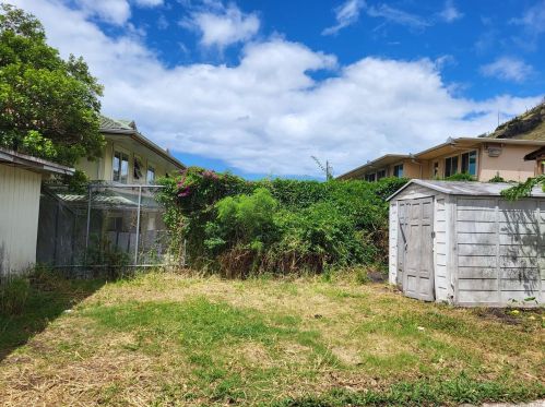 2401 Kula Kolea Dr, Honolulu HI  96819-2825 exterior