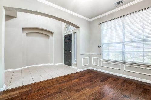 1518 Audrey Dr, Garland TX  75040-5526 exterior