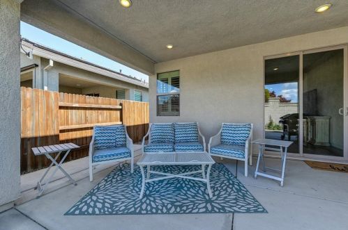 5712 Freestone Dr, Arboga CA  95901-8701 exterior