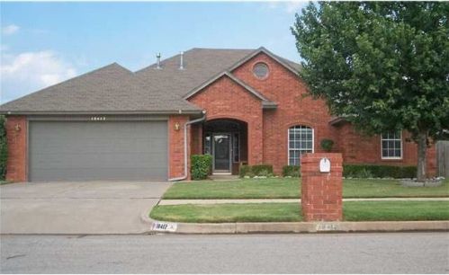 18412 Chestnut Oak Dr, Edmond, OK 73012-4060