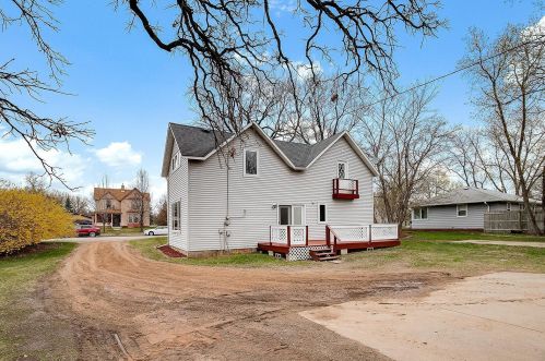 805 3rd St, Princeton MN  55371-1513 exterior