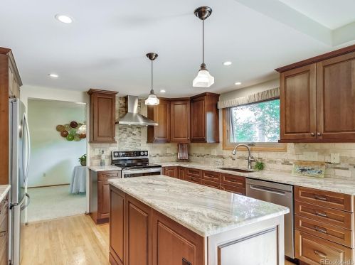 5764 Killarney Way, Aurora CO 80015-3606 exterior