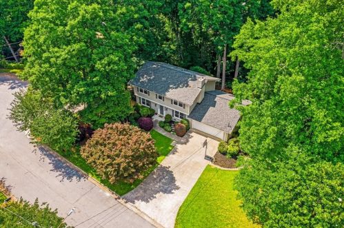 3746 Gleneagles Ln, Tucker, GA 30084-2427