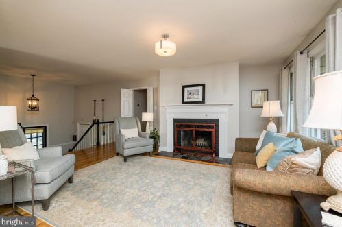 185 Berrywood Dr, Severna Park MD 21146-2030 exterior