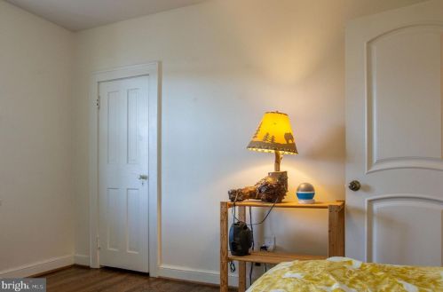 19201 Cardinal Heights Rd, Triangle VA  22172-2406 exterior