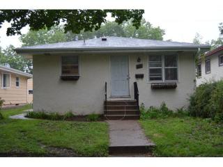 705 Van Buren St, Minneapolis MN  55413-2432 exterior