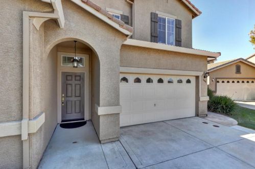 5808 Cape Holly Ct, Elk Grove, CA 95757-8376