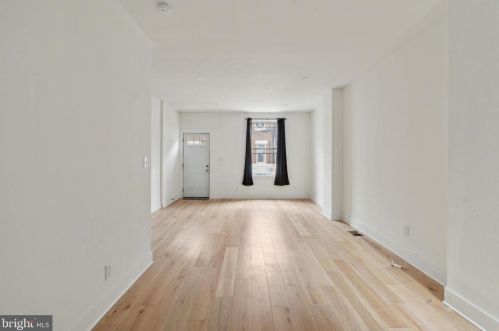 2520 Firth St, Philadelphia, PA 19132-4128